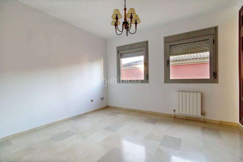 Foto d89cd60d-86d1-4027-a109-0714a0954603. Xalet amb aparcament a El Zaudín - Club de Golf Bormujos