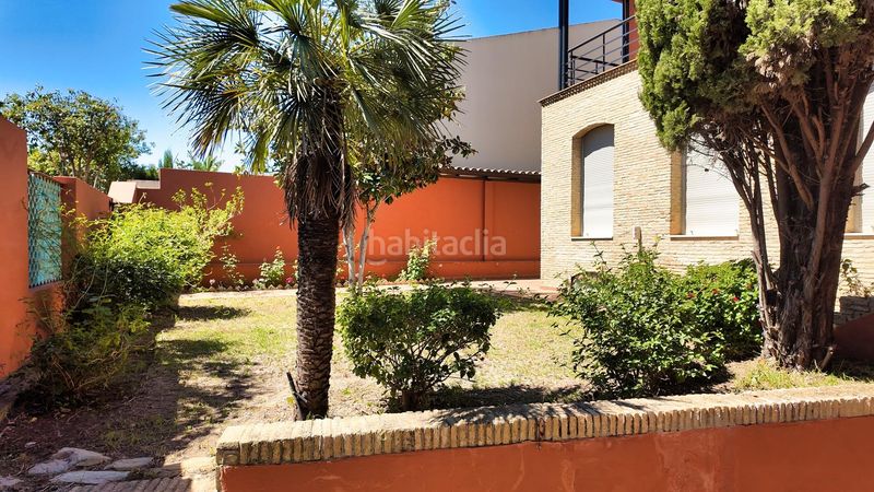 Foto da7cce79-9004-4a16-a9db-5c15961c6f43. Xalet amb aparcament a El Zaudín - Club de Golf Bormujos