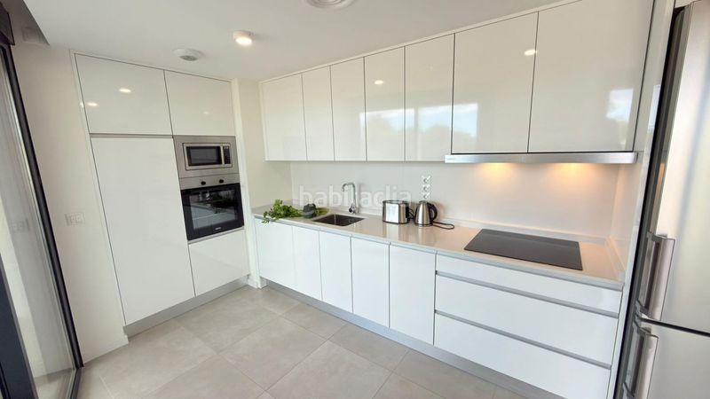 Foto efb66258-0783-40c6-9f2b-01f53d22b002. Apartament amb aparcament piscina a Campoamor Orihuela