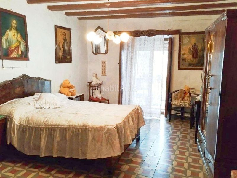 Foto 6542d368-71da-4c9c-8aaf-0e377417c247. Casa adossada amb aparcament a Cinctorres