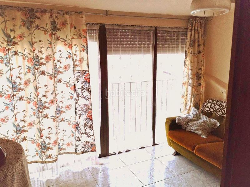 Foto a3f81bcc-c23e-4d20-835f-d0ef09fcf7ff. Casa adossada amb aparcament a Cinctorres