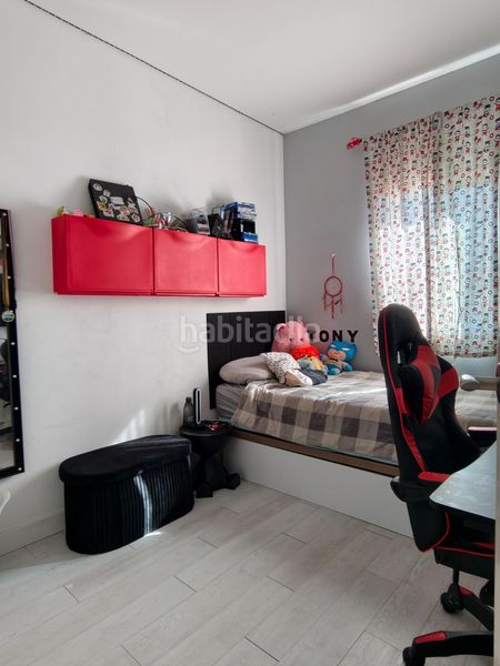 Foto 065571b8-ea84-4cec-a731-5c08d9b38142. Casa adossada a calaf 8 a Roda de Barà