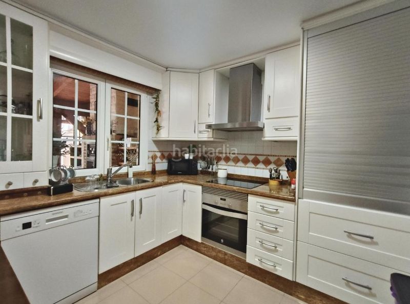 Foto a51f9fbe-9876-4fd5-b5e2-5e2e0755865a. Casa amb aparcament piscina a Monòver