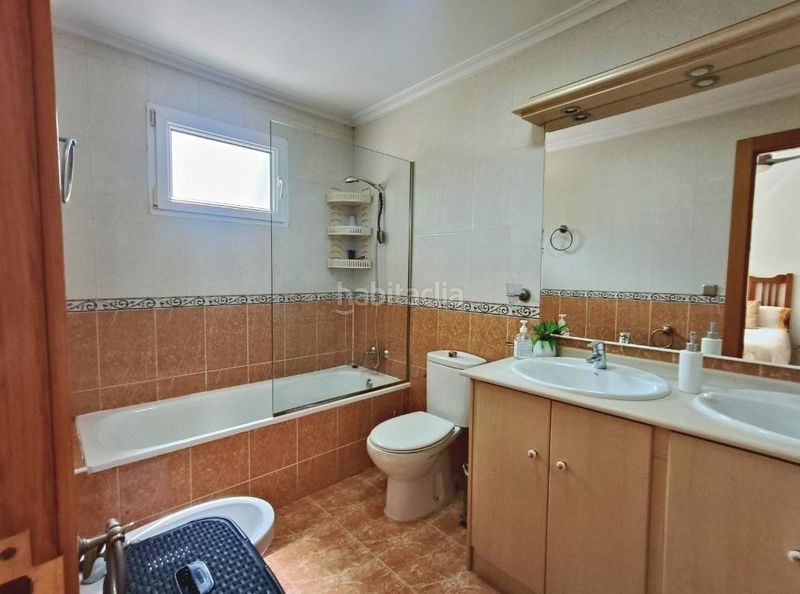 Foto b267ea45-2feb-4eb2-b212-a84fd9dfd372. Casa amb aparcament piscina a Monòver