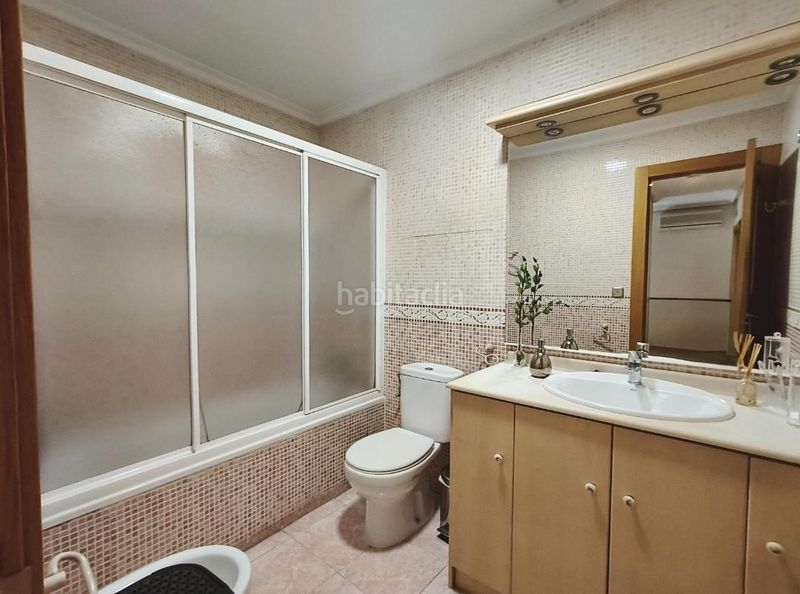 Foto b51ca661-7a15-4e86-96b9-f192dac80dbd. Casa amb aparcament piscina a Monòver