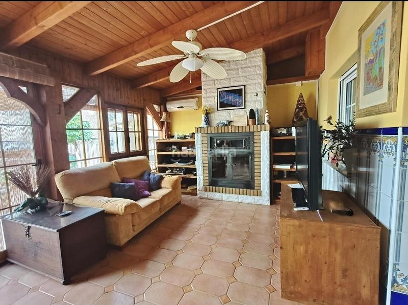 Foto b7b9e6a8-4faf-4f1a-b89b-07bee68ac5ab. Casa amb aparcament piscina a Monòver