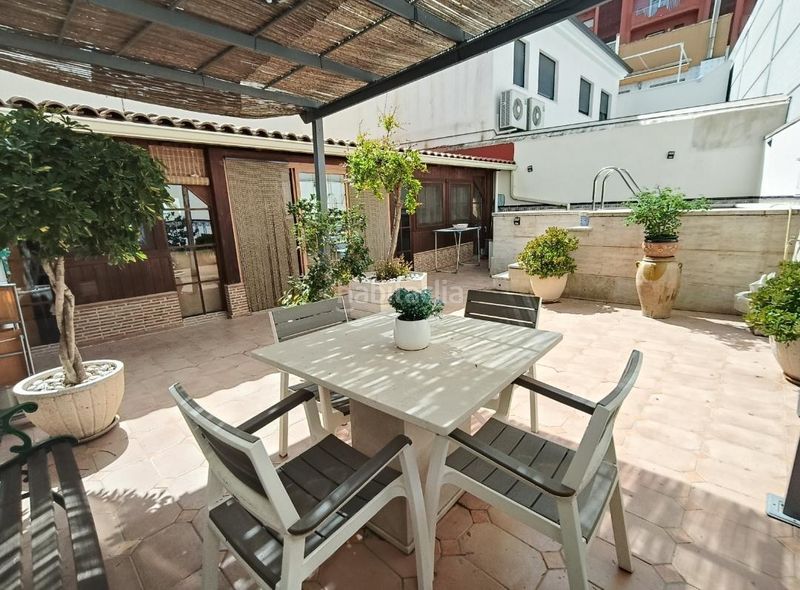 Foto bf68cbc2-6dcf-42dc-8fe8-c2455879bf00. Casa amb aparcament piscina a Monòver