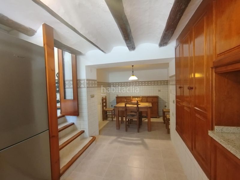 Foto f76da3a0-7445-4bef-8b35-ae272e4b0127. Casa amb calefacció a Cocentaina