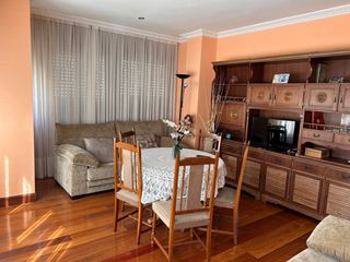 Appartamento in Calle chorrillo 2. Tu balcón al mar cantábrico en el centro de castro urdiales