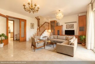 Casa en Generalitat 12. La casa que tu familia necesita 4 dormitorios, jardín y piscina