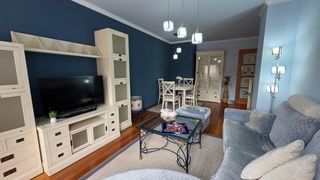 Attique  Travesía moa 3. Más espacio o más luz? este ático en o milladoiro te da ambos