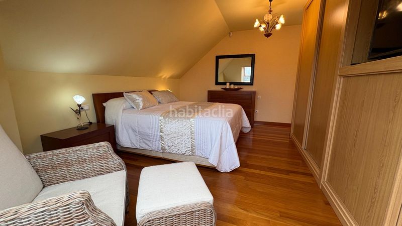 Foto 7d273e10-7e79-425b-9c01-1430e5ce9ad2. Àtic a travesía moa 3 a O Milladoiro Ames