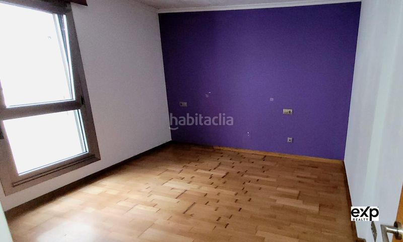 Foto 9e0ed1f4-619d-4b9a-ae67-4eaa061e4e4d. Apartament amb calefacció aparcament a Burela