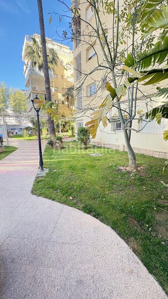 Foto 2ed46cfb-604d-447b-bca1-6d3a17e05943. Pis amb aparcament a Playa Levante Benidorm