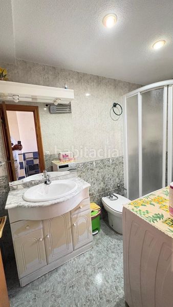 Foto 41d0b42b-4497-498a-8d28-1fb0b282596c. Pis amb aparcament a Playa Levante Benidorm