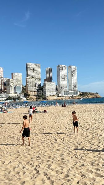 Foto 617b516f-e3ba-4052-8078-cedf28be4ec9. Pis amb aparcament a Playa Levante Benidorm