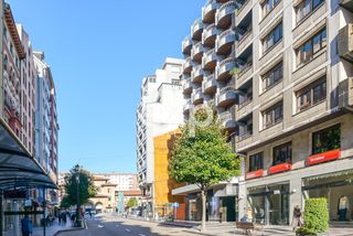 Rent Flat  Uria 72. Calle uría  7ª planta, muy luminoso, ascensor, calefacción centr