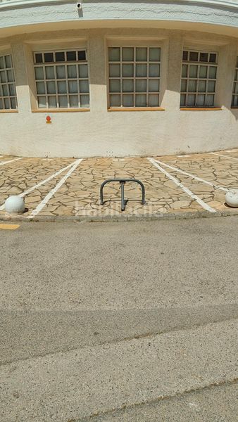 Foto fa2e5063-f7e7-4c67-9635-eca2a3f15120. Àtic amb aparcament piscina a Cortes-Huertas Madrid