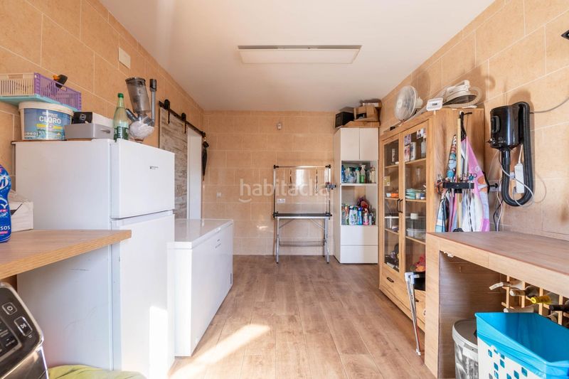 Foto a6e588d4-2416-45b5-83c2-82eb098e0c4e. Chalet  con piscina y parcela grande en Dolores