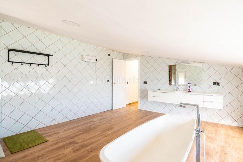 Foto e0b5f1f6-5506-489e-9ceb-cdeee20416da. Chalet  con piscina y parcela grande en Dolores