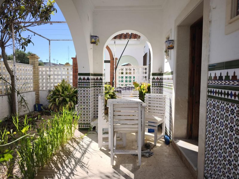 Foto 7e74f568-4907-4d42-a01f-484cf1d64d23. Casa amb aparcament a Las Tres Piedras - Costa Ballena Chipiona