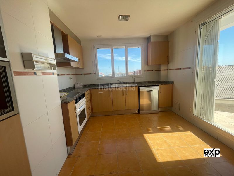 Foto 21b9aceb-f3a5-4bd4-83fd-33afac5046b5. Àtic amb aparcament a San Ramón-Monte de Piedad Xirivella