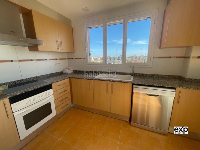 Foto ca988eb4-71a9-4aa4-8c3a-3085de850d36. Àtic amb aparcament a San Ramón-Monte de Piedad Xirivella