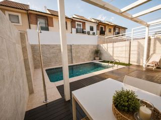 Casa aparellada  Carretera madrid nacional iv. Exclusiva vivienda en alcolea zona de día, zona de noche y un só