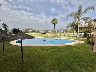 Piccolo appartamento in Calle rumania de mijas golf 1. 132 m2 en mijas golf, con terraza, 2 dormitorios, 2 baños, garaj