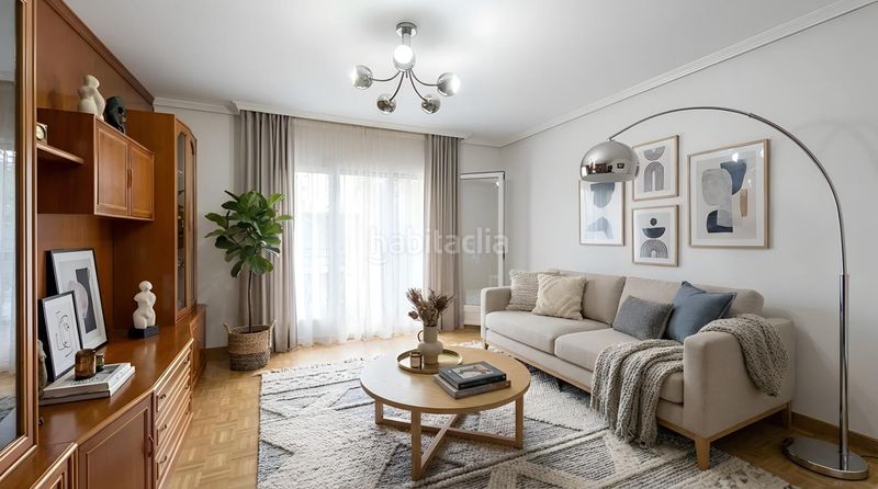 Foto e0e9bd6a-ab93-4bdc-b7ba-9a8ad8838c17. Pis amb aparcament a Vista Alegre Madrid