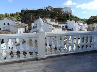 Duplex  Calle constitucion. Dúplex con alma andaluza, totalmente reformado a estrenar, con t