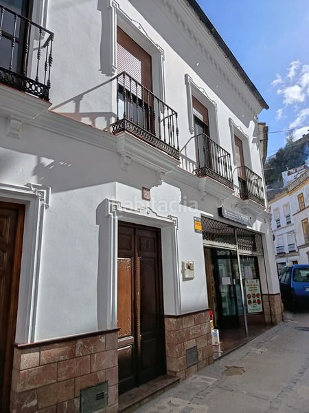 Foto 0d01f66c-0fbe-40bf-a8ca-ed5abce2a0ee. Dúplex a Setenil de las Bodegas