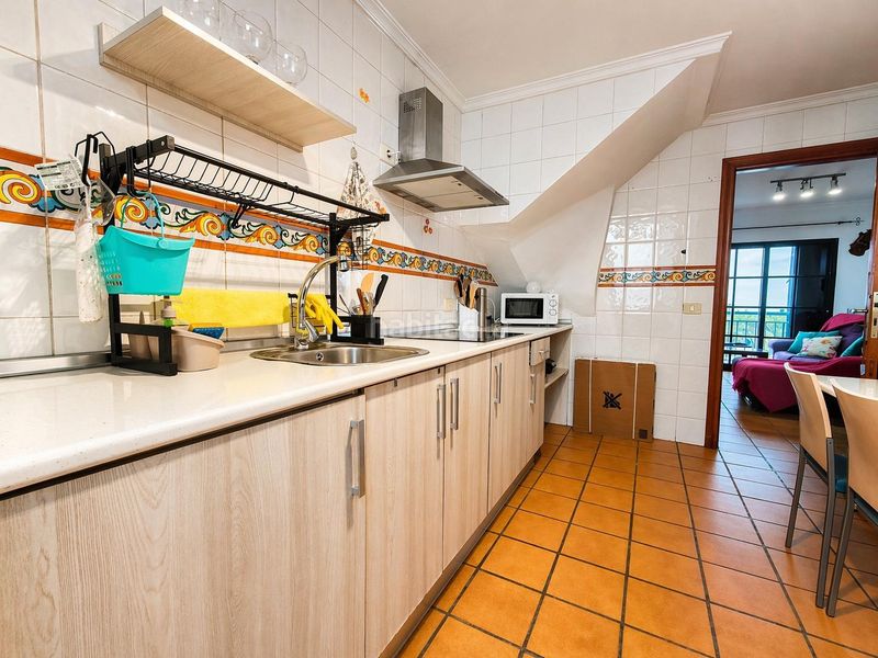 Foto 6f59a71a-4913-4031-846b-359e1adf3763. Dúplex amb aparcament a Casco Urbano Santa Brígida