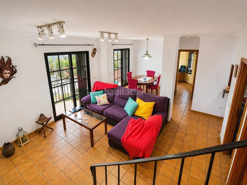 Foto cb34fc51-e91e-4c84-bcaa-e13b875e7677. Dúplex amb aparcament a Casco Urbano Santa Brígida