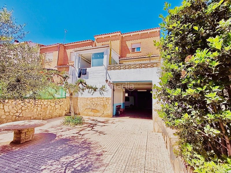 Foto c7d67bd4-2ee5-42bd-8893-be81848108d9. Casa adossada amb calefacció aparcament piscina a Valls