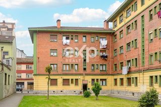 Etagenwohnung in Calle san pedro 11. Oportunidad para inversores  vivienda con inquilino en langreo