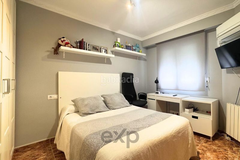 Foto f005e47c-9d94-4c3b-8ffc-fc361de8b23d. Pis amb calefacció a Almussafes