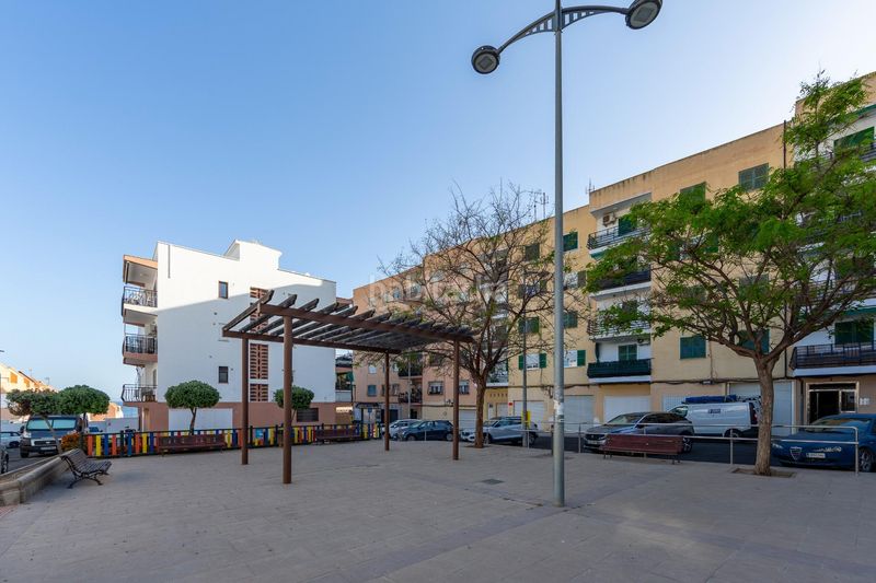 Foto 19a0e401-1868-45f4-86ea-7bf5d19fc545. Casa in calle isla de java(as) 3 in El Puerto Roquetas de Mar