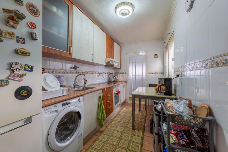 Foto 534a67dd-d76d-4610-9214-34dd0e01bcbe. Casa in calle isla de java(as) 3 in El Puerto Roquetas de Mar
