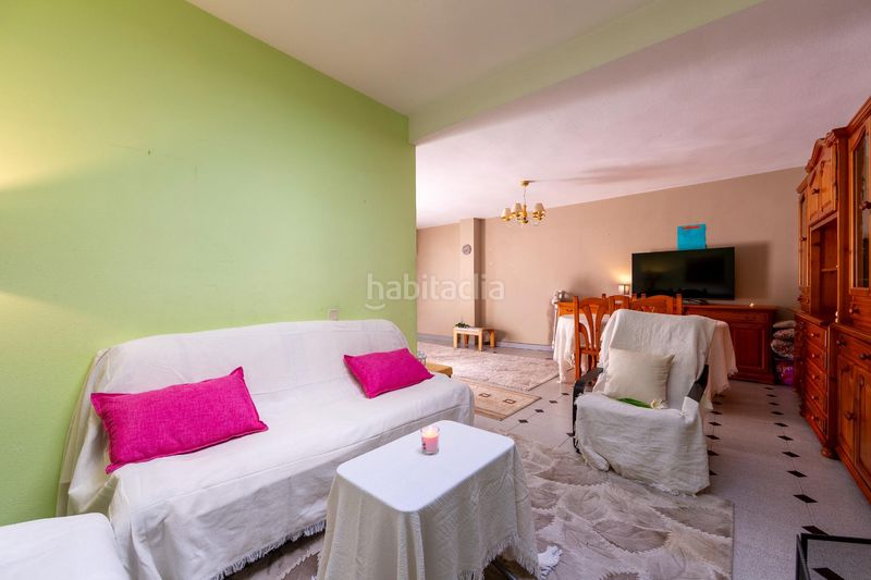Foto aeae479b-854e-4231-a8a5-909c09c1c9ec. Casa in calle isla de java(as) 3 in El Puerto Roquetas de Mar