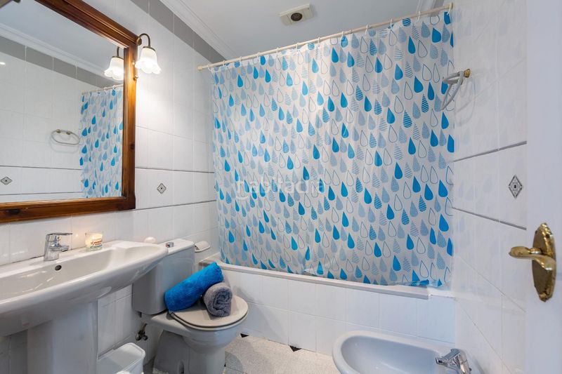 Foto b24655c7-9152-43ea-b0c9-11ecc33c7732. Casa in calle isla de java(as) 3 in El Puerto Roquetas de Mar