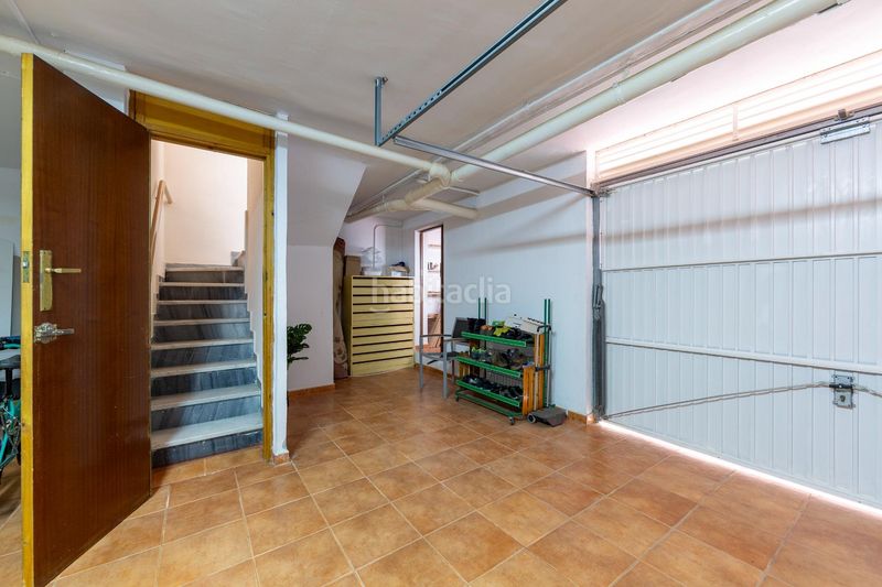 Foto eac1459f-5b28-4823-929a-72ab635146d5. Casa in calle isla de java(as) 3 in El Puerto Roquetas de Mar