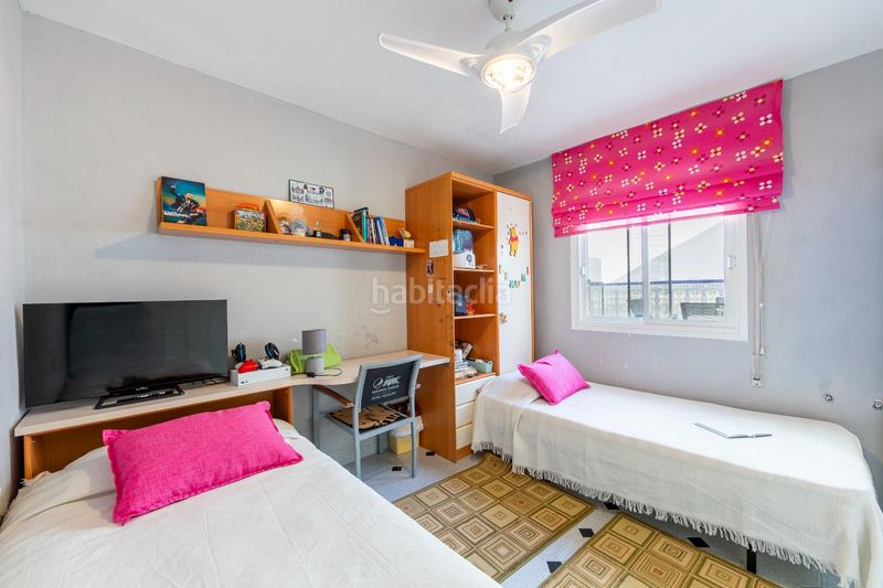 Foto fe92af12-24b3-4deb-93b5-f72938b0d1f8. Casa in calle isla de java(as) 3 in El Puerto Roquetas de Mar