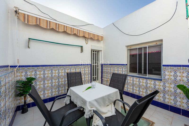 Foto ff740076-d18c-446f-9511-21d72825587a. Casa in calle isla de java(as) 3 in El Puerto Roquetas de Mar