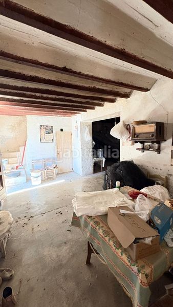Foto 3ed1f29a-05e2-4d8a-a081-ecf4d1ca773c. Masia amb aparcament a Relleu