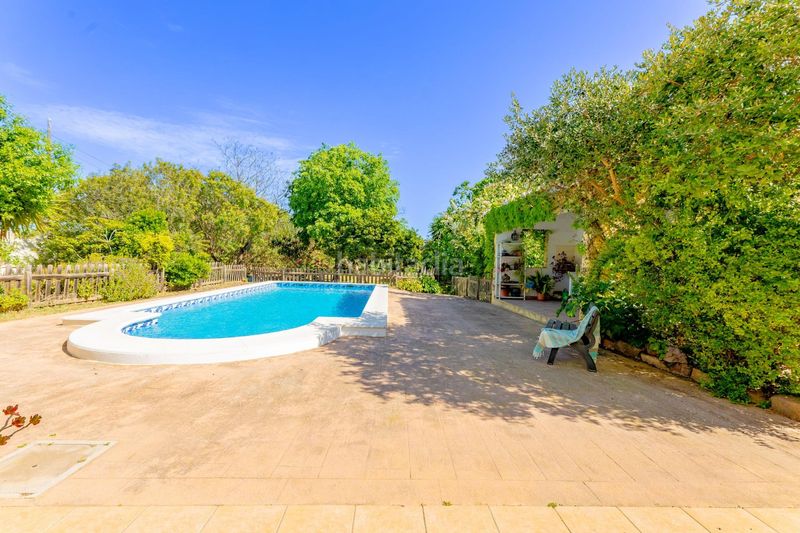 Foto f9d45091-28a9-4a55-b226-63c5743c76df. Xalet amb aparcament piscina a Los Pinares-La Masia Bétera