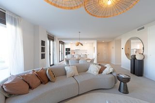 Attique à Calle eslovenia 6. Lujo y modernidad en las mesas espectacular apartamento con solá