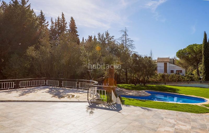 Foto 38f98521-b41b-44b5-a92c-b5cda8b798ed. Casa amb aparcament piscina a Begues