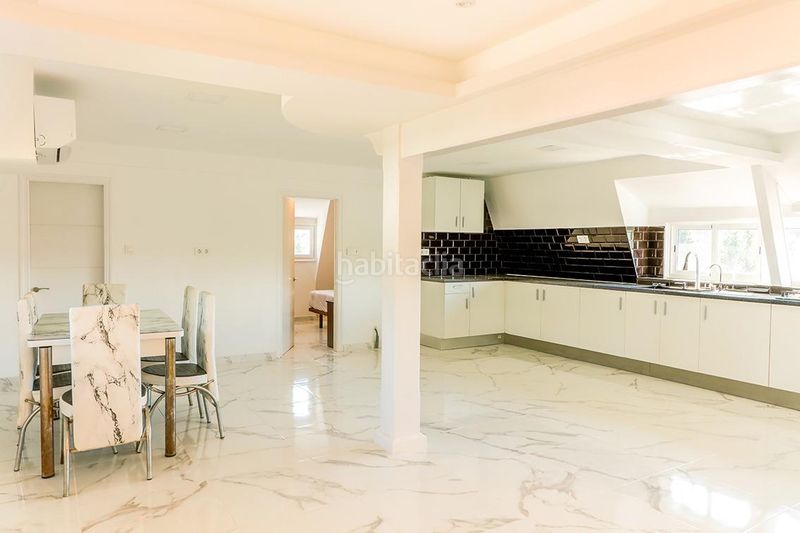 Foto 5924447a-6259-421f-90b3-c36eccdf64fa. Casa amb aparcament piscina a Begues
