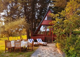 House in San Román de los Montes. Casa alpina de madera